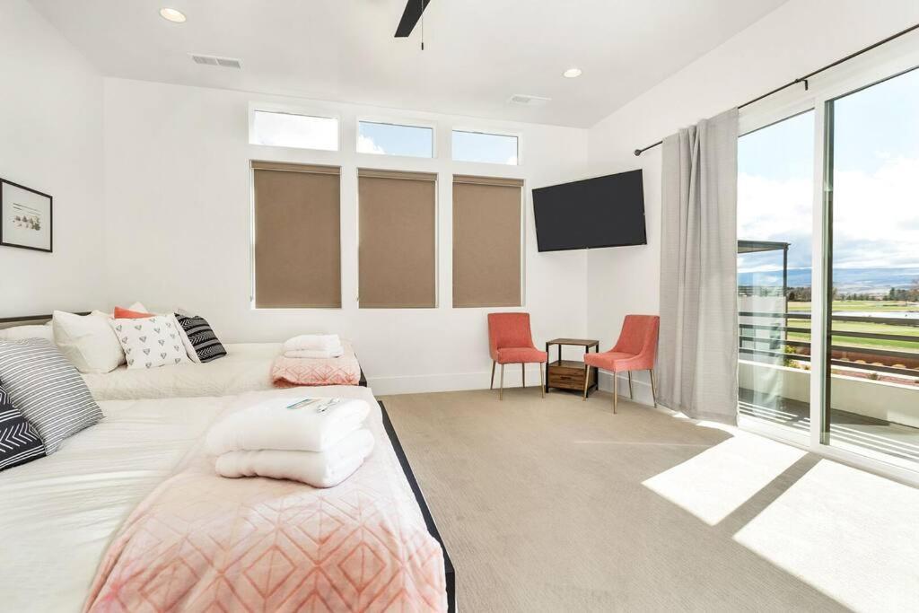 Villa 18 - 4 Bedroom! Year Round Heated Pool & Hot Tub! Games! Golf! Tennis! St. George Buitenkant foto